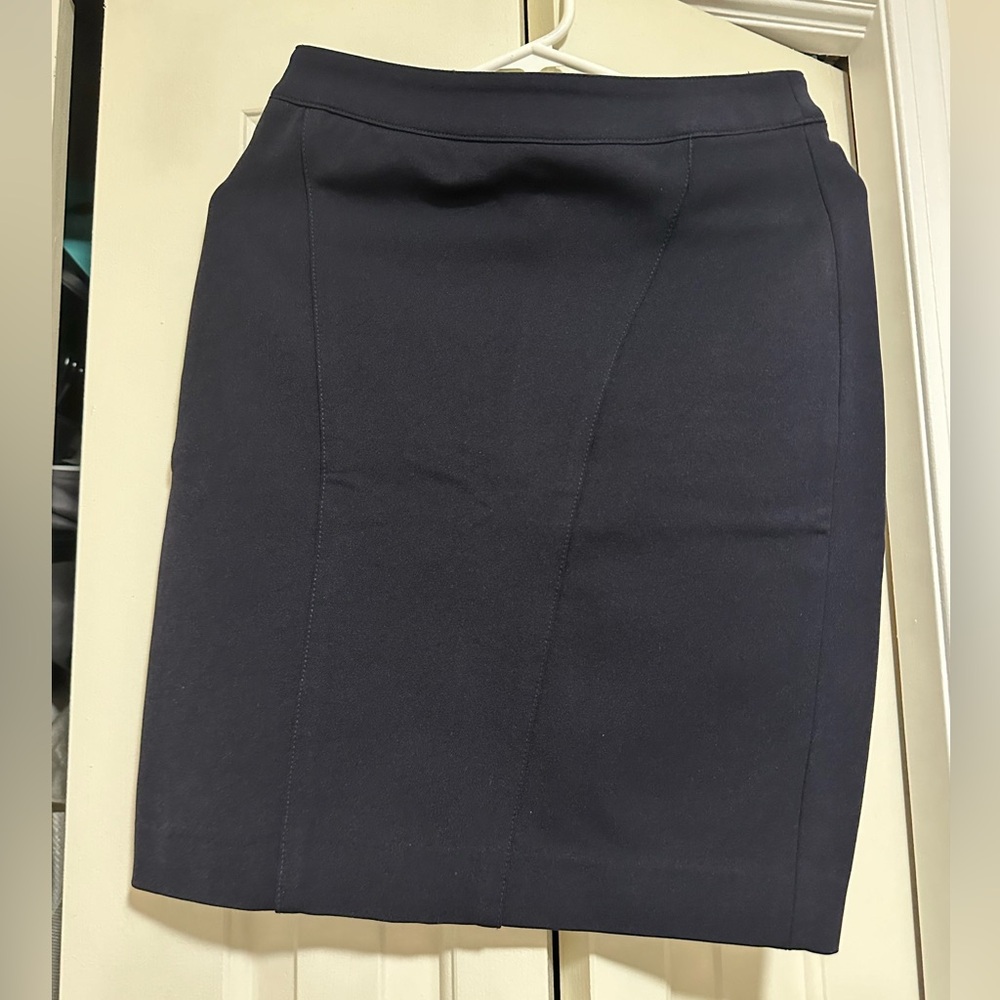 Pink Tartan skirt size 2 super cute and great quality